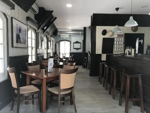 Bar Cafetería La Bohemia