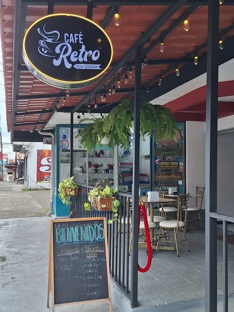 Café Retro Villa Quesada