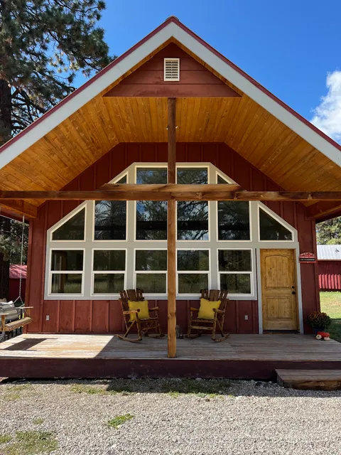 Red Cabin Lodge