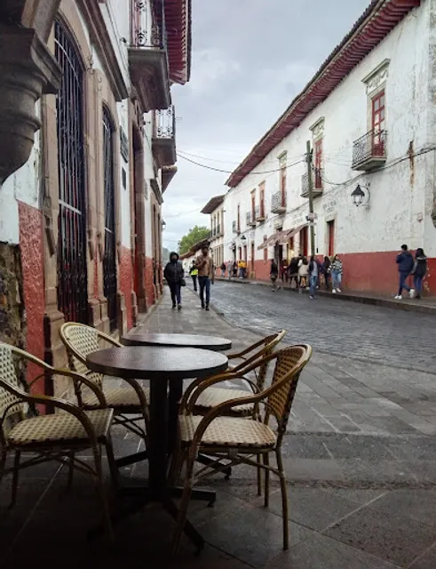 Loretta café Colonial