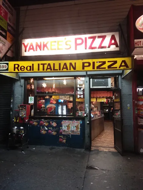 Yankee’s Pizza