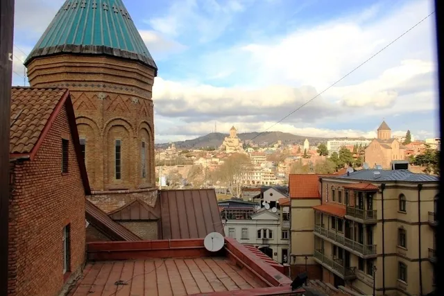 Envoy Hostel & Tours | Tbilisi