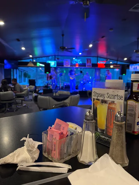 Goldiggers Bar & Grill