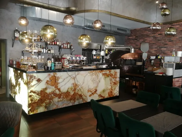 Le Time Restaurant Bar