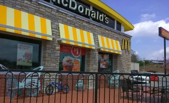 Scenic Plaza Shopping Center