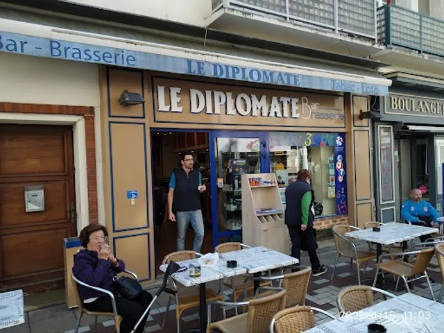 Le Diplomate