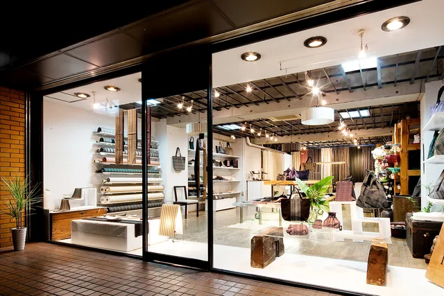 小倉 縞縞 本店