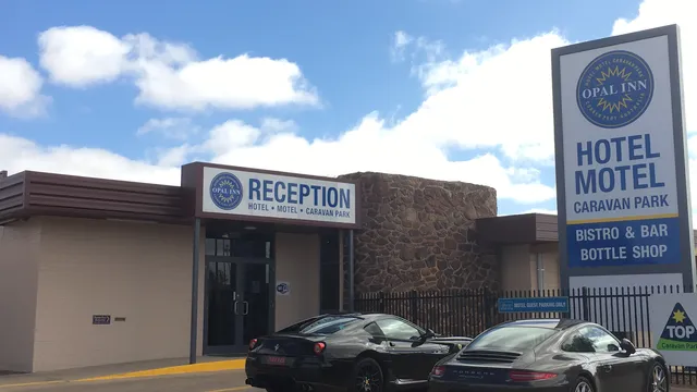 Opal Inn Hotel Motel Caravan Park