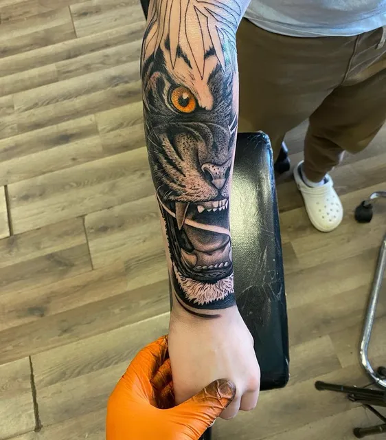 Ink Addiction Tattoo and Piercing gallery