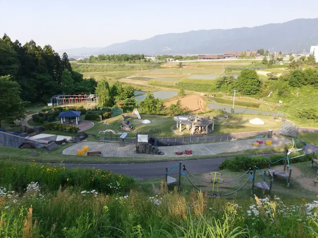 Sakuragaike Koen Barrel Nomori Camping Ground