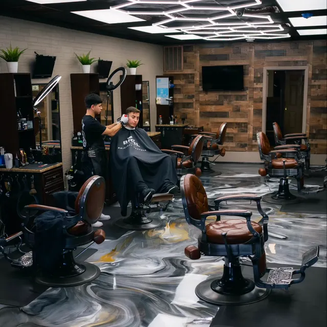 BR Barber Lounge No. 1
