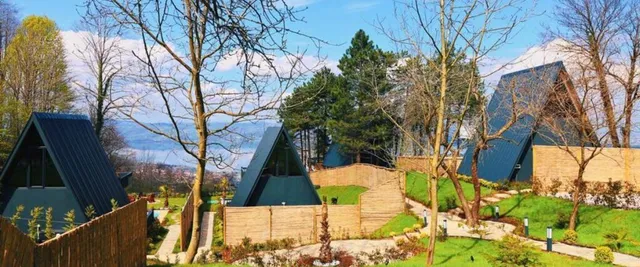 Kaya Palace Sapanca Bungalov