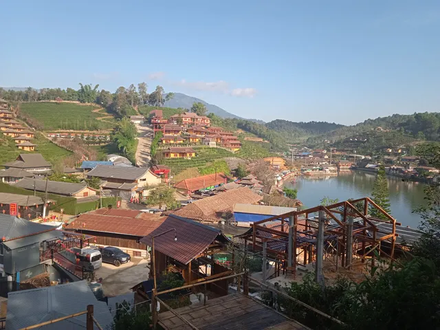 Ban Rak Thai - SWAT guesthouse