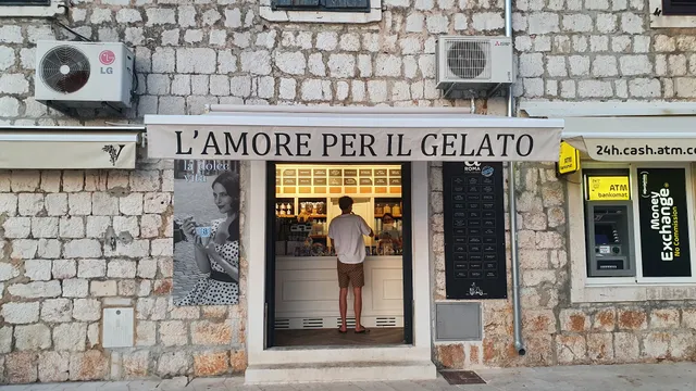 aROMA Gelato Experience