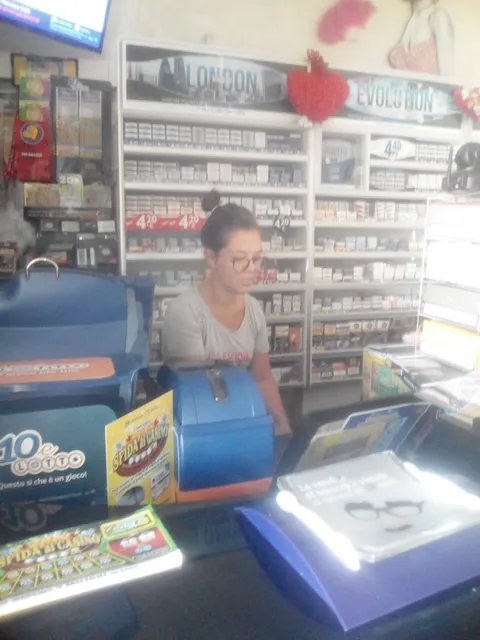 Bar tabacchi -self h 24 Snack & Drink la Dolce Vita