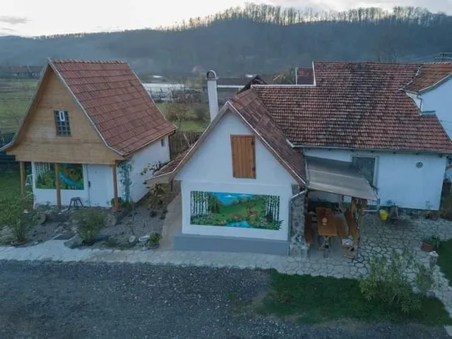 Agropensiunea Miliza, Căsuța din Zarand, Punctul Gastronomic Local, Salina, Sauna