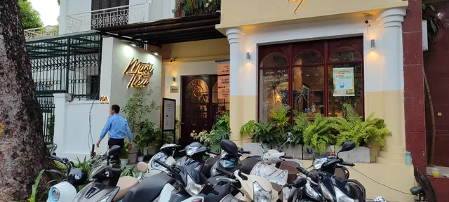 Nét Huế Restaurant