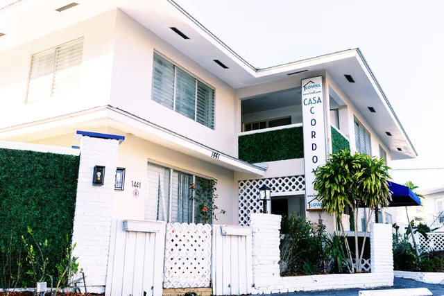 Casa Cordova Apartments By Lowkl