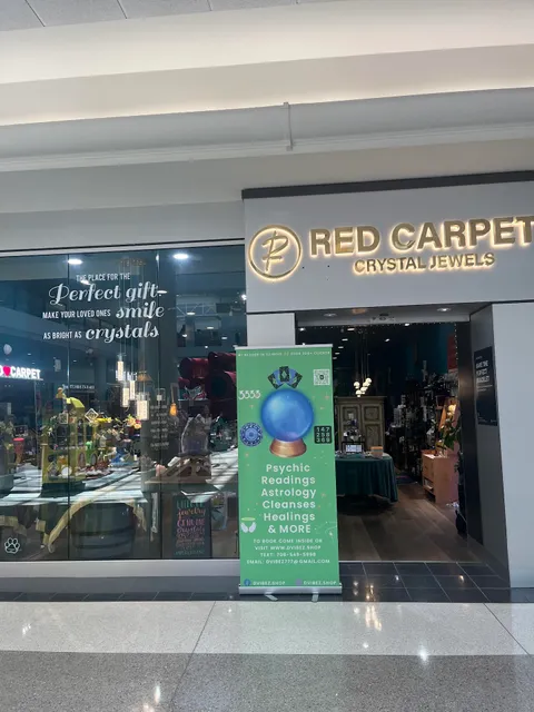 Redcarpet Palace Crystal Jewels