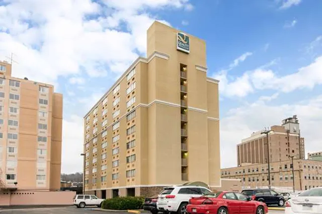 Quality Inn & Suites Charleston - Civic Center