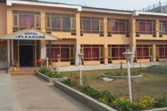 Flagship Hotel Pleasure