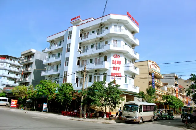 Khách sạn Đặng Đạt