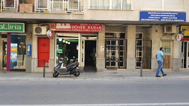 DONER KEBAB HOUSE & Pizzeria