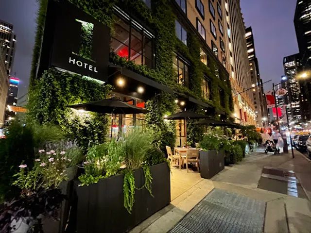 1 Hotel Central Park