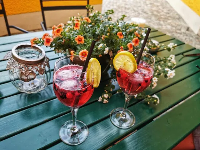 Pastors Hofscheune - Eva Pastor