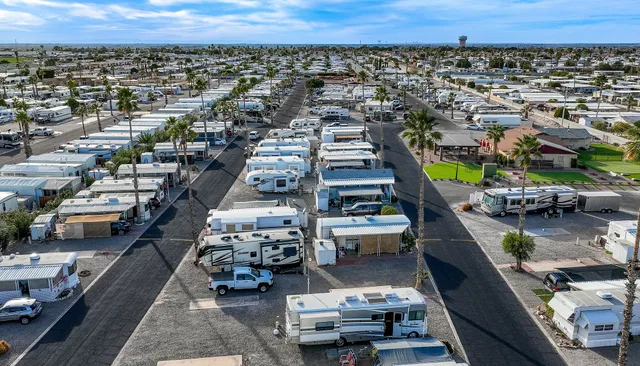 Desert Holiday RV Resort