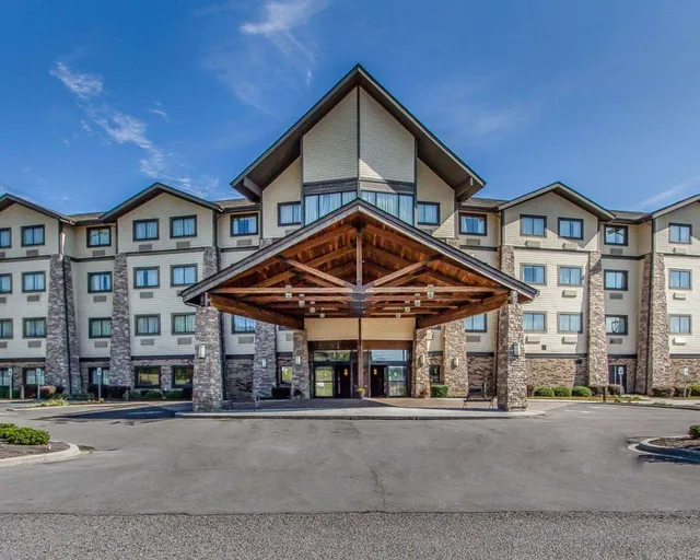Comfort Inn & Suites Near Lake Guntersville