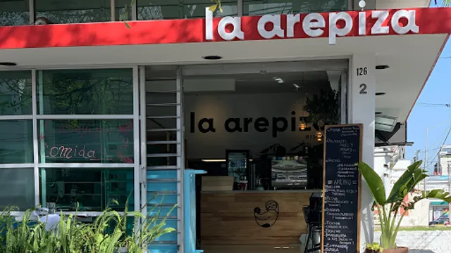La Arepiza Bistró - Comida Venezolana