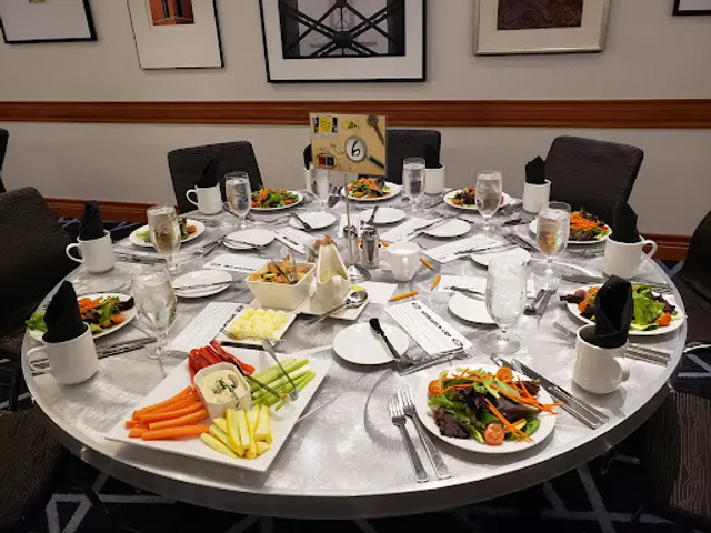 The Dinner Detective True Crime Murder Mystery Dinner Show - San Francisco, CA