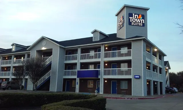 InTown Suites Extended Stay Carrollton TX - West Trinity Mills