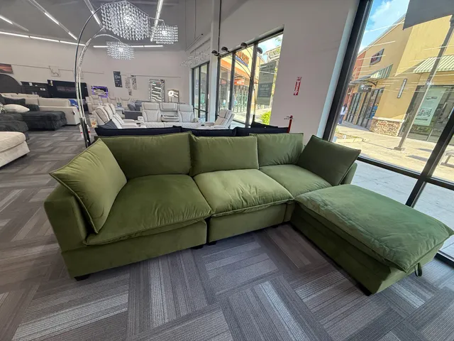 Danca Furniture store