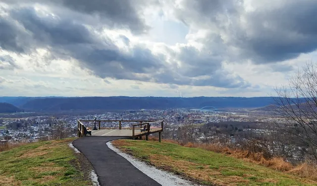 Grand Vue Park Overlook