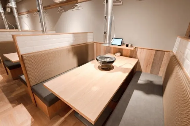 鶏焼肉 炙家きらく 四日市本店