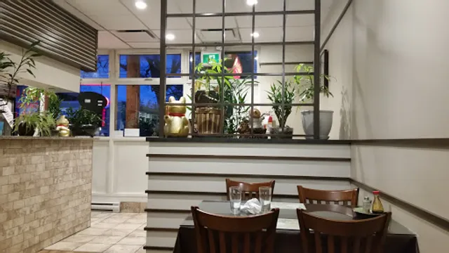 Lum's Chinese Restaurant