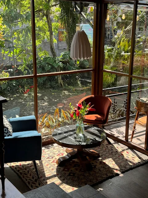 ShamanaMama Restaurant