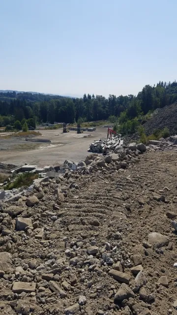 AAA & Monroe Rock Quarries