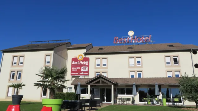 BritHotel Rouen Sud Val de Reuil