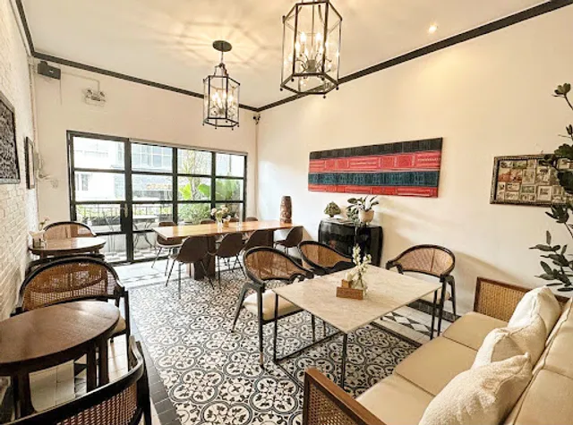 The Vintage Emporium Da Kao