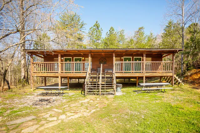 Bigfoot Ocoee Outfitters Lodge Room Two