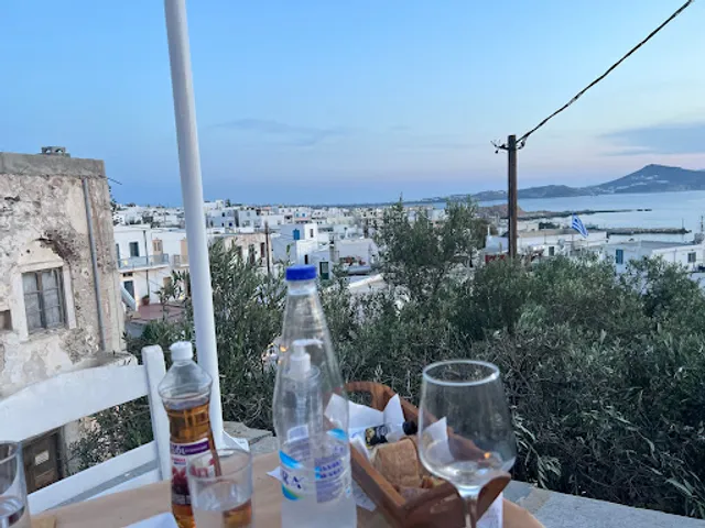 TAVERNA KASTRO