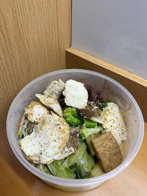 蛋白盒子健康低卡餐盒-南屯忠勇店