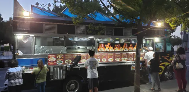 El Tauro Tacos Truck