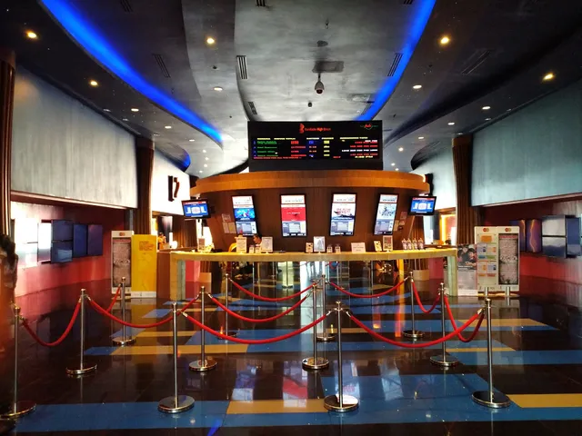 Bonifacio High Street Cinemas