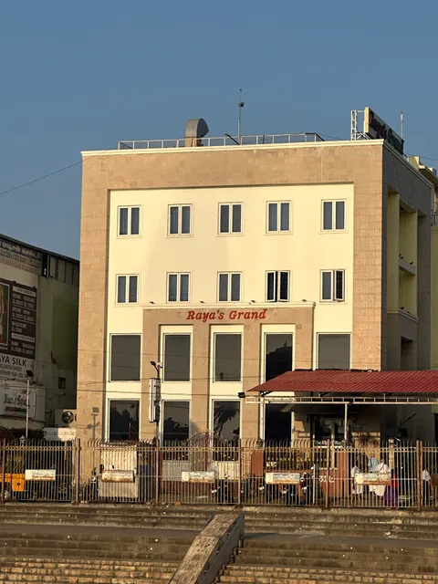 HOTAL RAYA'S ANNEXE-1