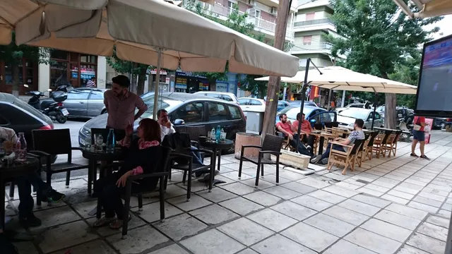 ΤΟ ΧΡΟΝΙΚΟ cafe bar