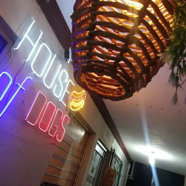 House of HotDogs MTY Hotdogs & Hamburguesas Gourmet
